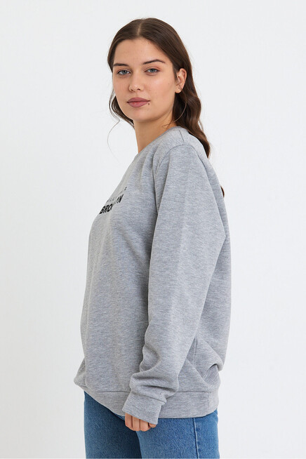 Kadın Bisiklet Yaka Oversize Fit Brooklyn Baskılı İnce Sweatshirt SPR23SWK330