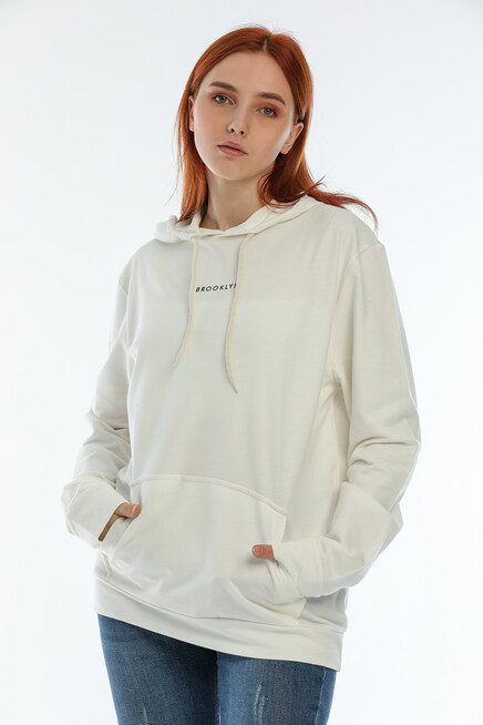 Kadın Kapüşonlu Oversize Brooklyn Baskılı İnce Sweatshirt SPR22SWK161