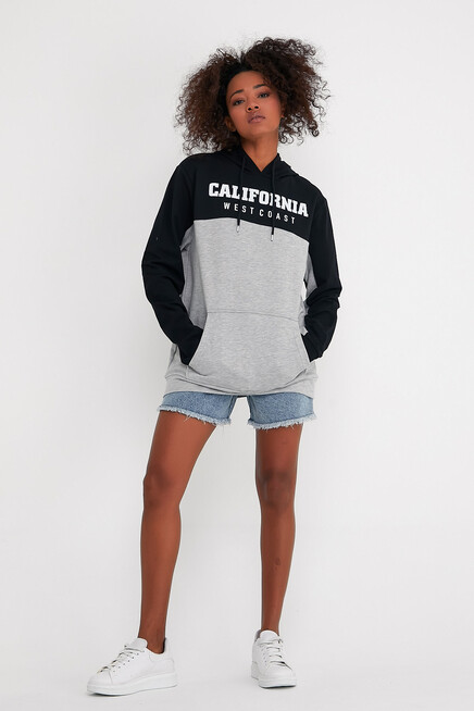 Kadın Kapşonlu Garnili Oversize Fit CALİFORNIA Baskılı İnceSweatshirt SPR22SWK166