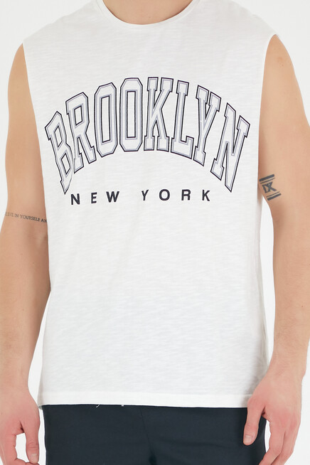 Erkek Bisiklet Yaka Regular Fit  Brooklyn Baskılı  Tişört SPR22TS116