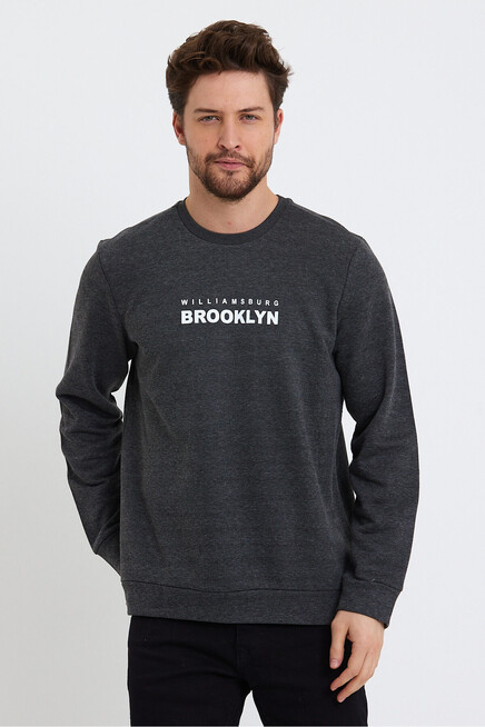 Erkek Bisiklet Yaka Regular Fit Brooklyn Baskılı İnce Sweatshirt SPR23SW330