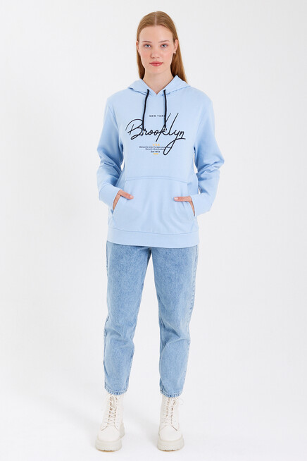 Süperlife Kadın Kapşonlu  Oversize Fit El Yazılı Brooklyn Baskılı İnce Sweatshirt SPR23SWk361