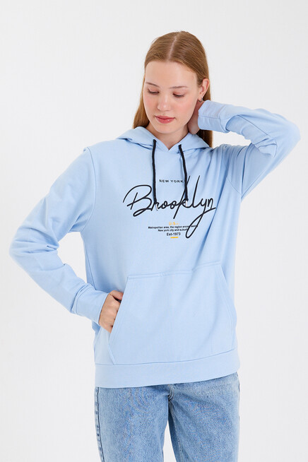 Süperlife Kadın Kapşonlu  Oversize Fit El Yazılı Brooklyn Baskılı İnce Sweatshirt SPR23SWk361