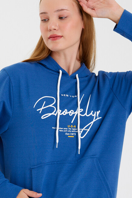 Süperlife Kadın Kapşonlu  Oversize Fit El Yazılı Brooklyn Baskılı İnce Sweatshirt SPR23SWk361