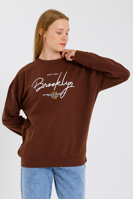 Süperlife Kadın Bisiklet Yaka Oversize Fit El Yazılı Brooklyn İnce Sweatshirt SPR23SWK331