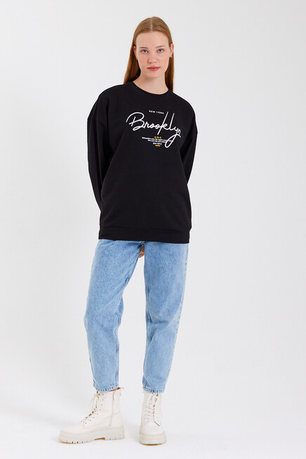 Süperlife Kadın Bisiklet Yaka Oversize Fit El Yazılı Brooklyn İnce Sweatshirt SPR23SWK331