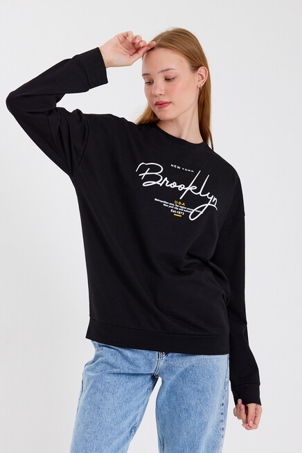 Süperlife Kadın Bisiklet Yaka Oversize Fit El Yazılı Brooklyn İnce Sweatshirt SPR23SWK331