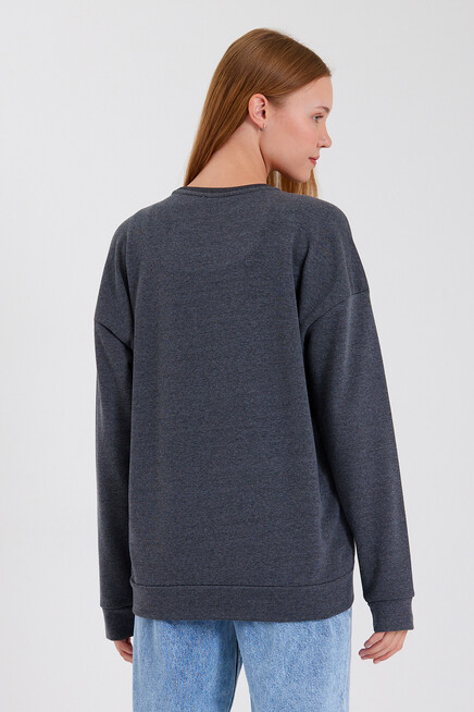 Süperlife Kadın Bisiklet Yaka Oversize Fit El Yazılı Brooklyn İnce Sweatshirt SPR23SWK331