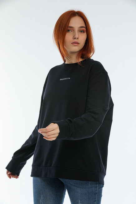 Kadın Bisiklet Yaka Oversize Fit Brooklyn Baskılı Sweatshirt SPR22SWK030