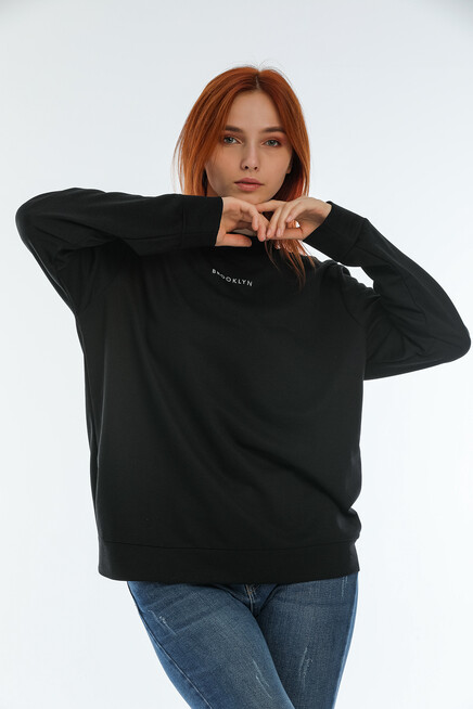 Kadın Bisiklet Yaka Oversize Fit Brooklyn Baskılı Sweatshirt SPR22SWK030