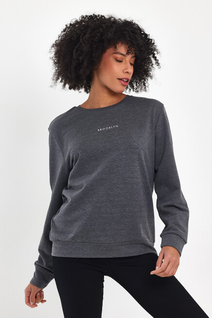 Süperlife Kadın Bisiklet Yaka Rahat Kalıp 3 iplik Kalın Orta Brooklyn Nakışlı Sweatshirt SPR24SWk34