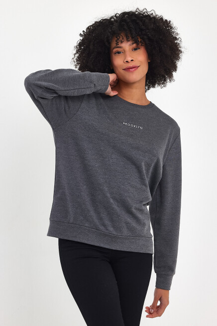 Süperlife Kadın Bisiklet Yaka Rahat Kalıp 3 iplik Kalın Orta Brooklyn Nakışlı Sweatshirt SPR24SWk34