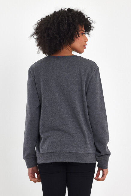 Süperlife Kadın Bisiklet Yaka Rahat Kalıp 3 iplik Kalın Orta Brooklyn Nakışlı Sweatshirt SPR24SWk34