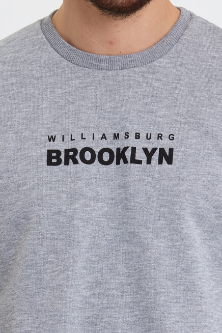 Erkek Bisiklet Yaka Rahat Kalıp 3 iplik Kalın Brooklyn Baskılı Sweatshirt SPR24sw29