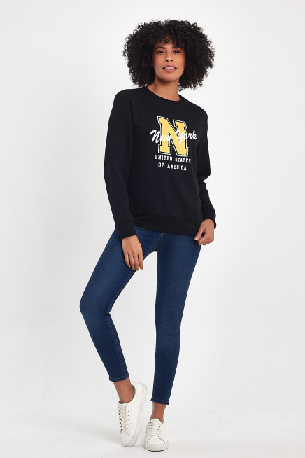Süperlife Kadın Bisiklet Yaka Rahat Kalıp İçi Polarlı 3 İplik Kalın N Baskılı Sweatshirt SPR24SWK25