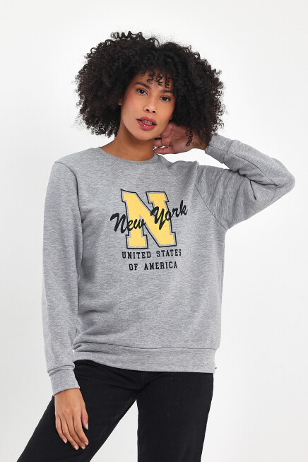 Süperlife Kadın Bisiklet Yaka Rahat Kalıp İçi Polarlı 3 İplik Kalın N Baskılı Sweatshirt SPR24SWK25