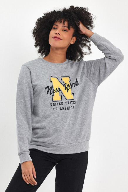 Süperlife Kadın Bisiklet Yaka Rahat Kalıp İçi Polarlı 3 İplik Kalın N Baskılı Sweatshirt SPR24SWK25