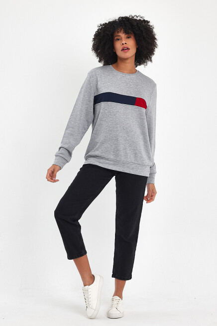 Süperlife Kadın Bisiklet Yaka Rahat Kalıp 3 iplik Kalın Garnili Sweatshirt SPR24SWK35