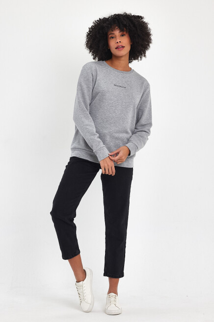 Süperlife Kadın Bisiklet Yaka Rahat Kalıp 3 iplik Kalın Orta Brooklyn Nakışlı Sweatshirt SPR24SWk34