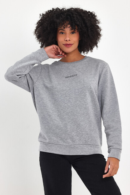 Kadın Bisiklet Yaka Rahat Kalıp 3 iplik Kalın Orta Brooklyn Nakışlı Sweatshirt SPR24SWk34