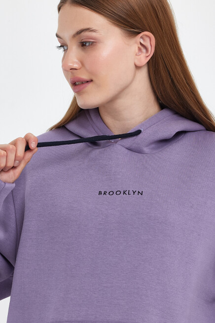 Süperlife Kadın Kapşonlu Rahat Kalıp İçi Polarlı 3 iplik Orta Brooklyn Baskılı SweatShırt spr24swk13