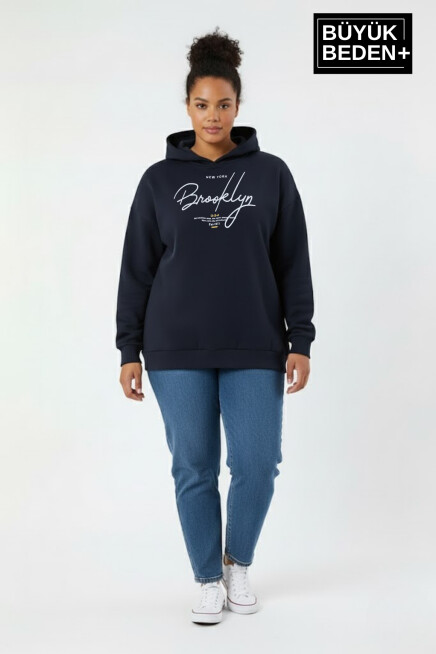 Kadın Büyük Beden Kapüşonlu El yazılı Brooklyn Baskılı Rahat Kalıp Sweatshirt SPR26BSWK958