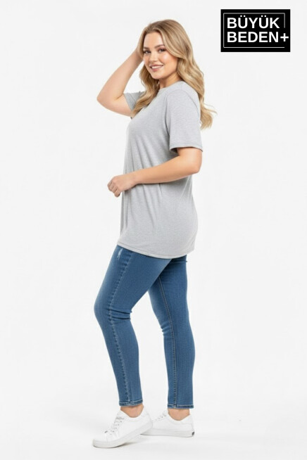 Büyük Beden Kadın Basic Tişört – Pamuklu Düz T-Shirt 3XL-6XL SPR26BTSK10