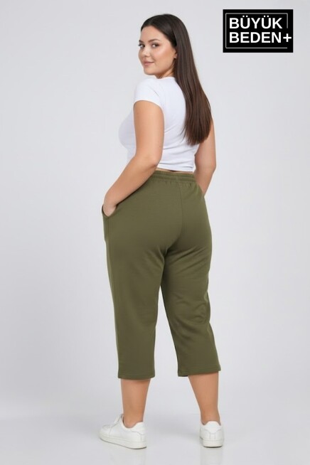 Kadın Büyük Beden Şort 3XL-6XL  Rahat Kesim Diz Altı Günlük Şort-SPR26BSRK591